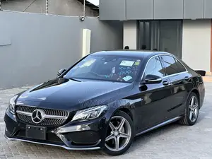 Mercedes-Benz C200 2014 Black