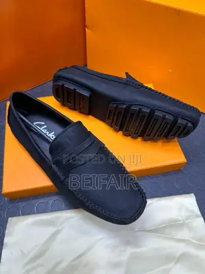 Original Clarks Leather Loafers | Viatu Vya Kiume