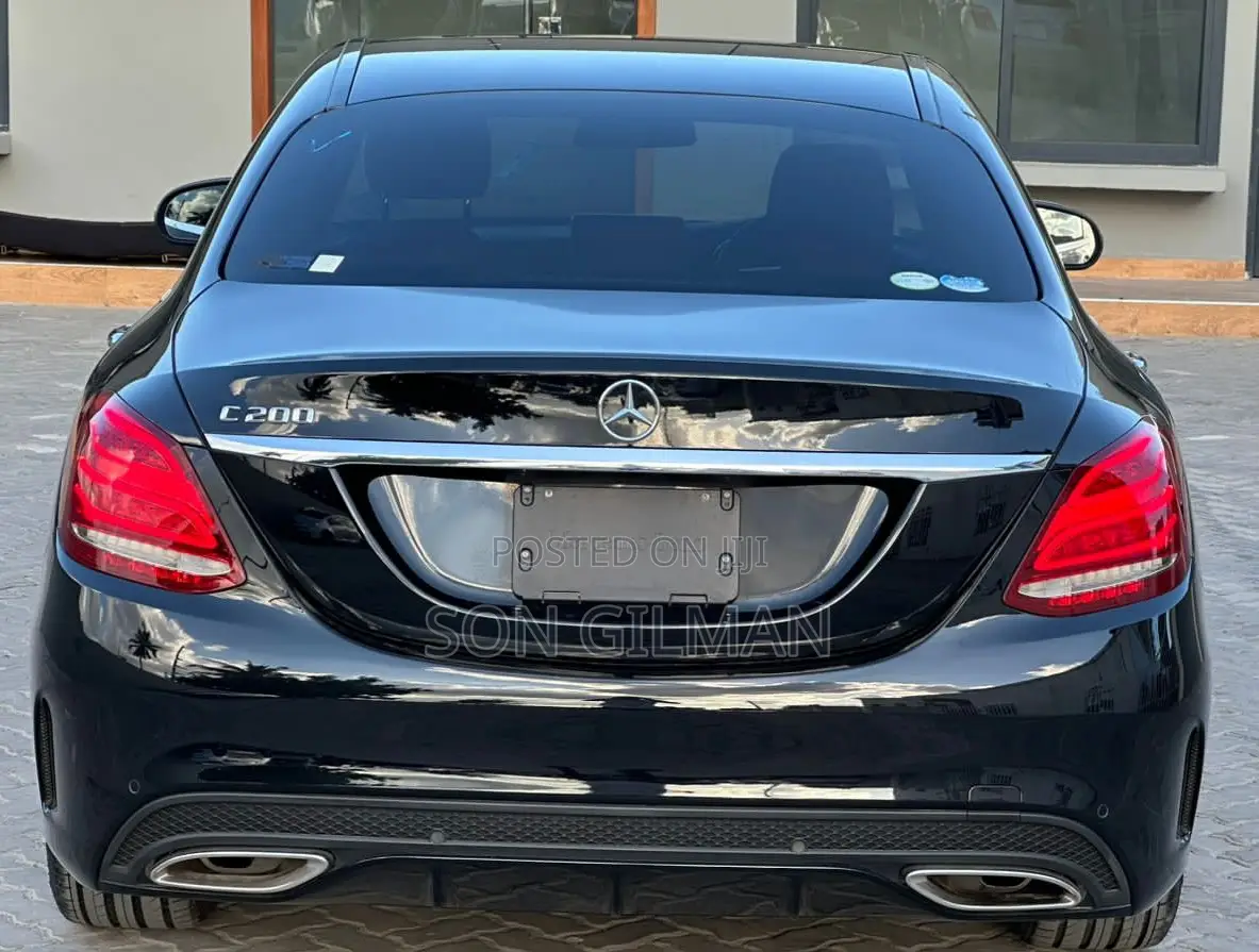 Mercedes-Benz C200 2014 Black