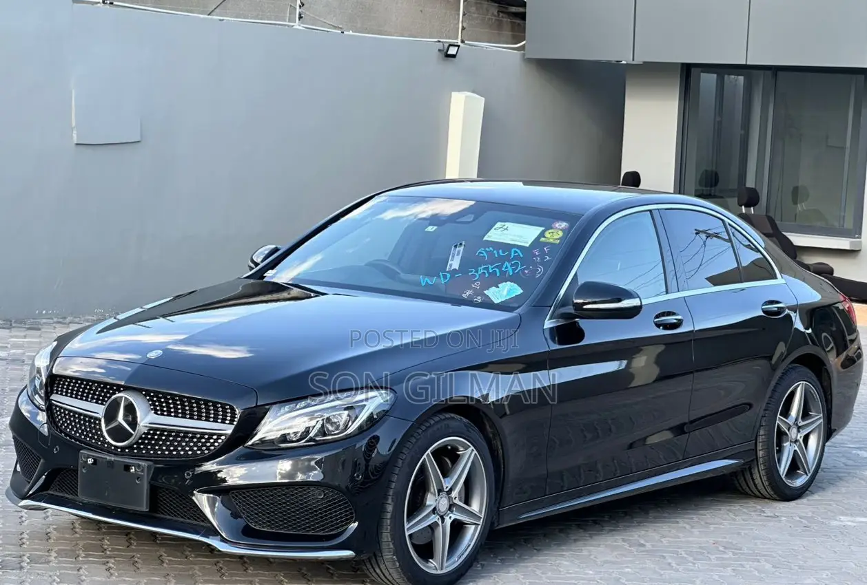 Mercedes-Benz C200 2014 Black