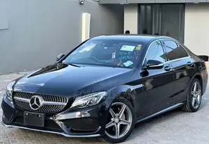 Mercedes-Benz C200 2014 Black