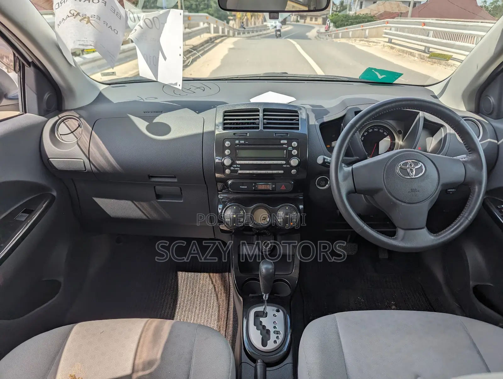 Toyota IST 2007 White