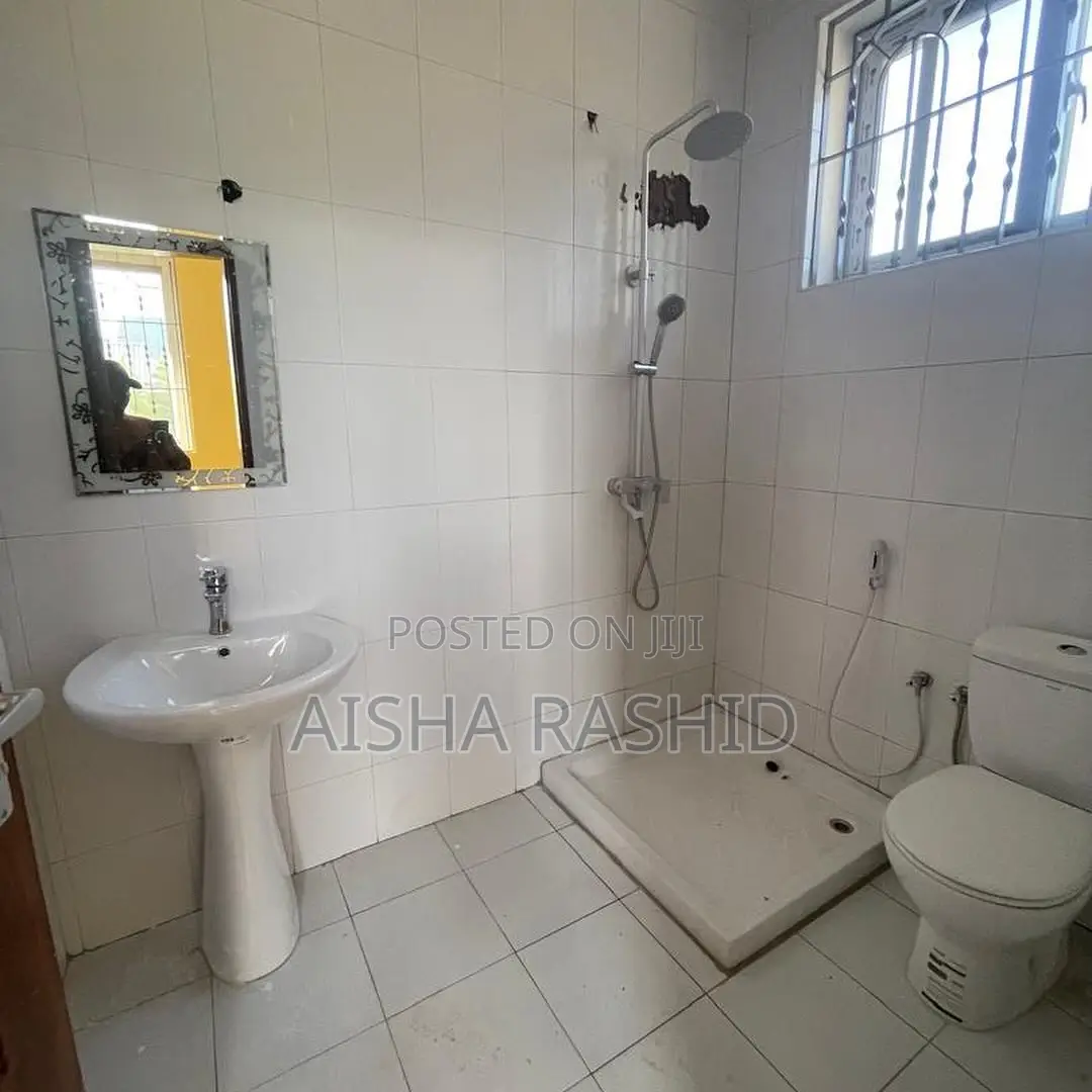 4bdrm House in Kinondoni for rent