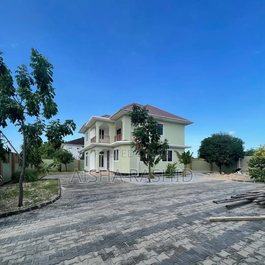 4bdrm House in Kinondoni for rent