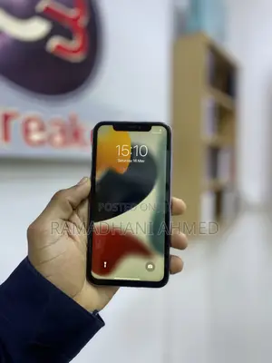 Apple iPhone 11 64 GB Purple