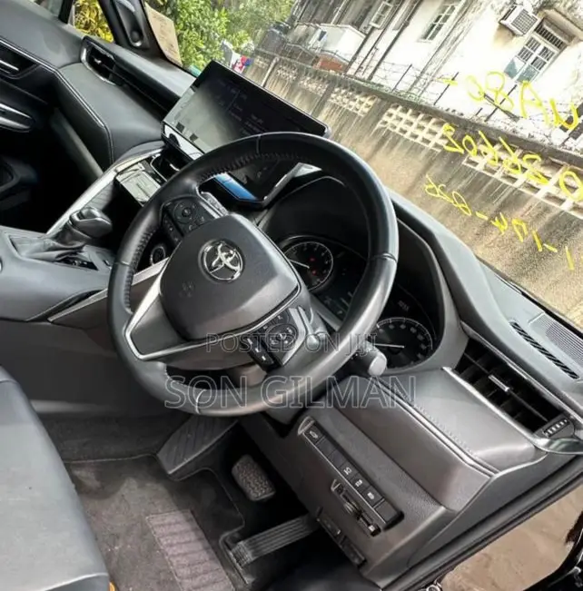 Toyota Harrier 2021 Black