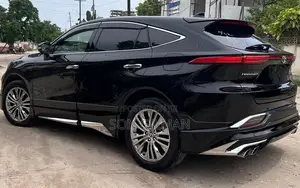 Toyota Harrier 2021 Black