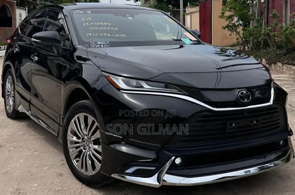 Toyota Harrier 2021 Black