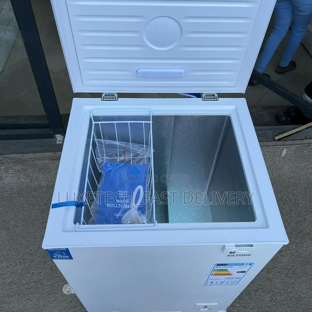 Ailyons Chest Freezer 100L