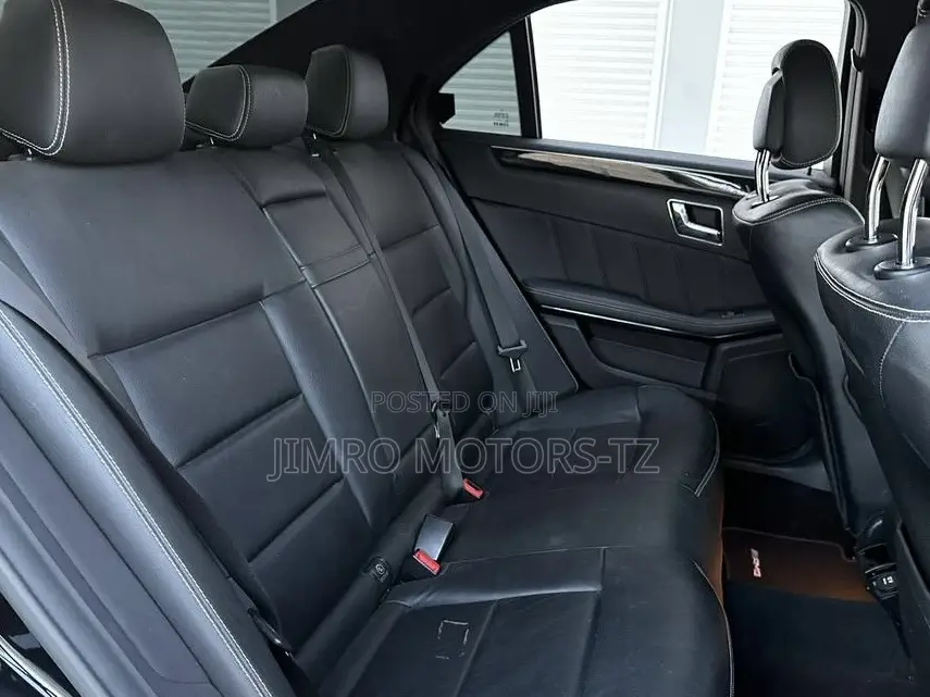 Mercedes-Benz E200 2011 Black
