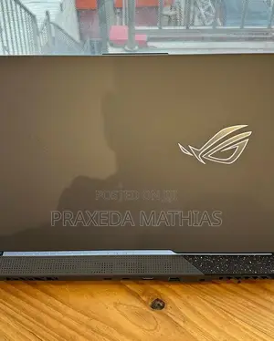 New Laptop Asus ROG Strix G17 16GB AMD Ryzen 9 SSD 1T
