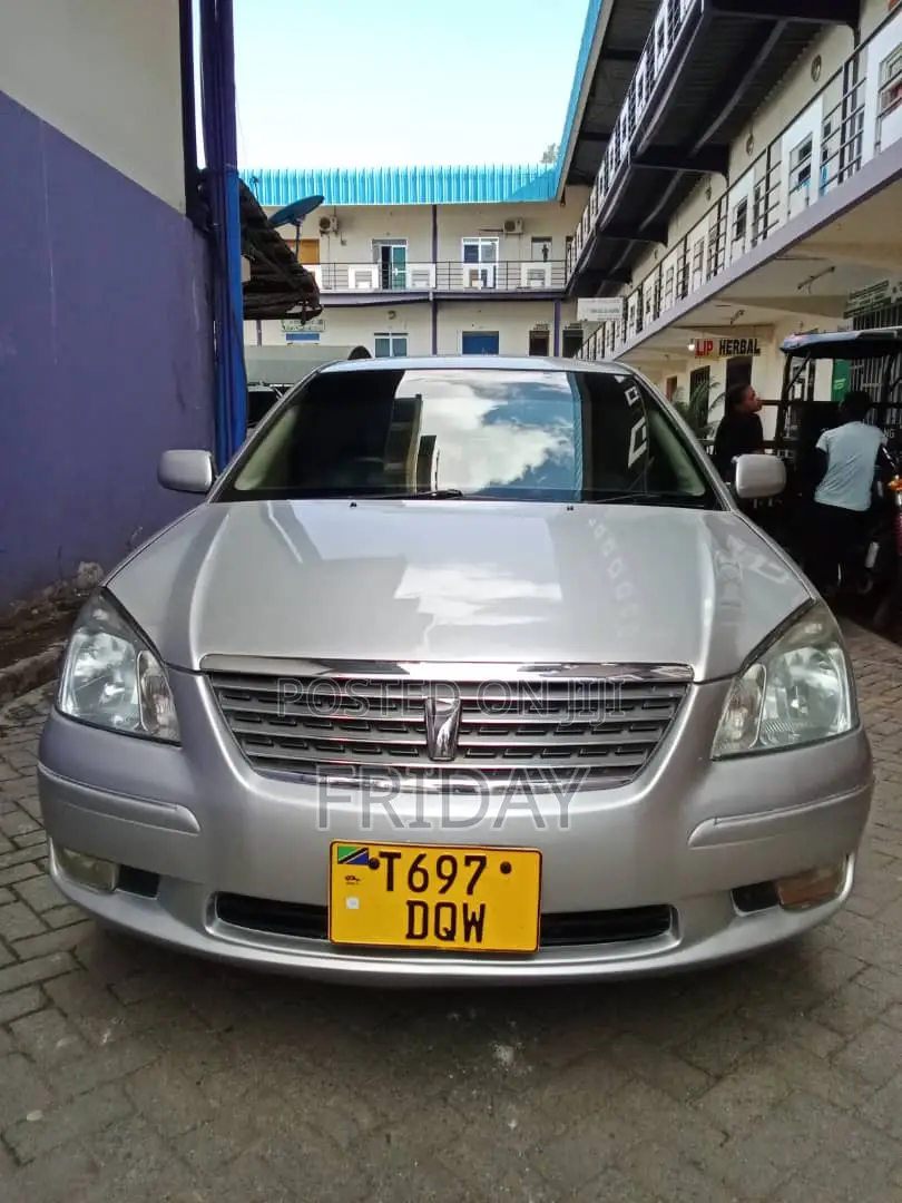 Toyota Premio 2004 Silver