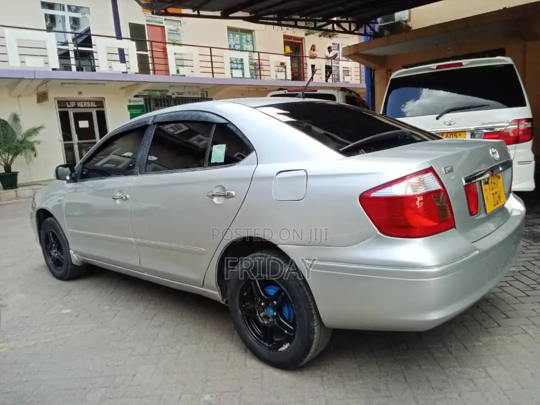 Toyota Premio 2004 Silver