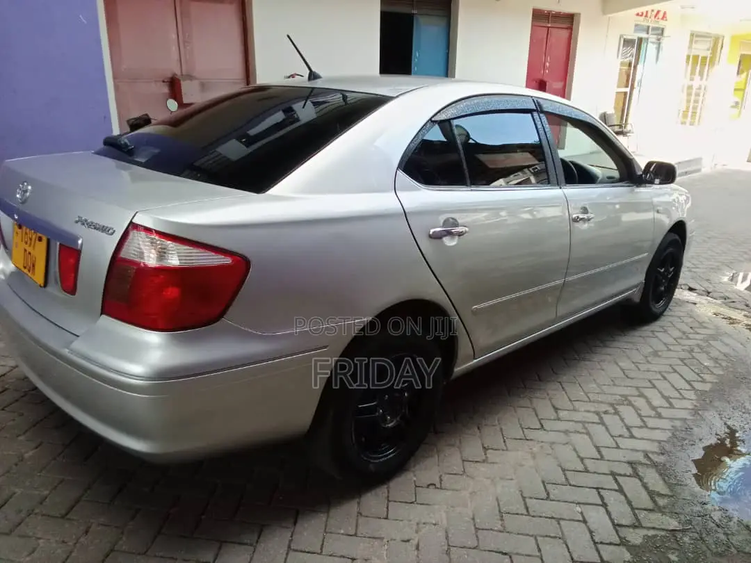 Toyota Premio 2004 Silver