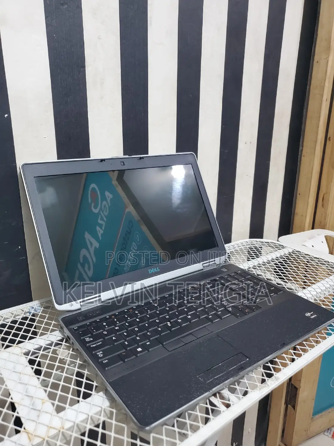 Laptop Dell Latitude 3189 4GB Intel Pentium SSD 128GB