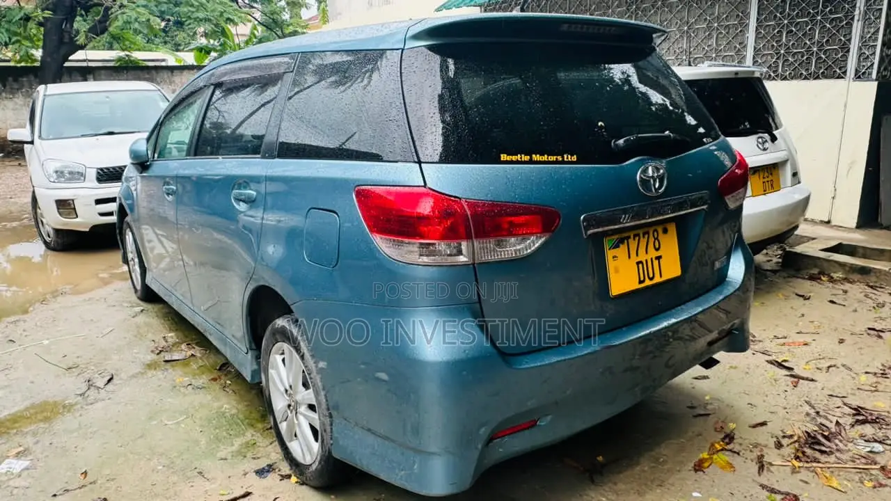 Toyota Wish 2009 Blue