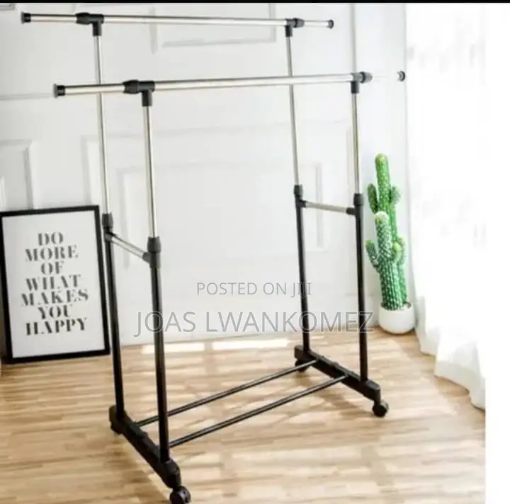 Double Pole Cloth Hanger.