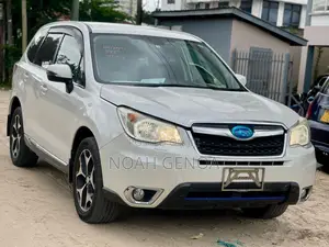 Subaru Forester 2013 White