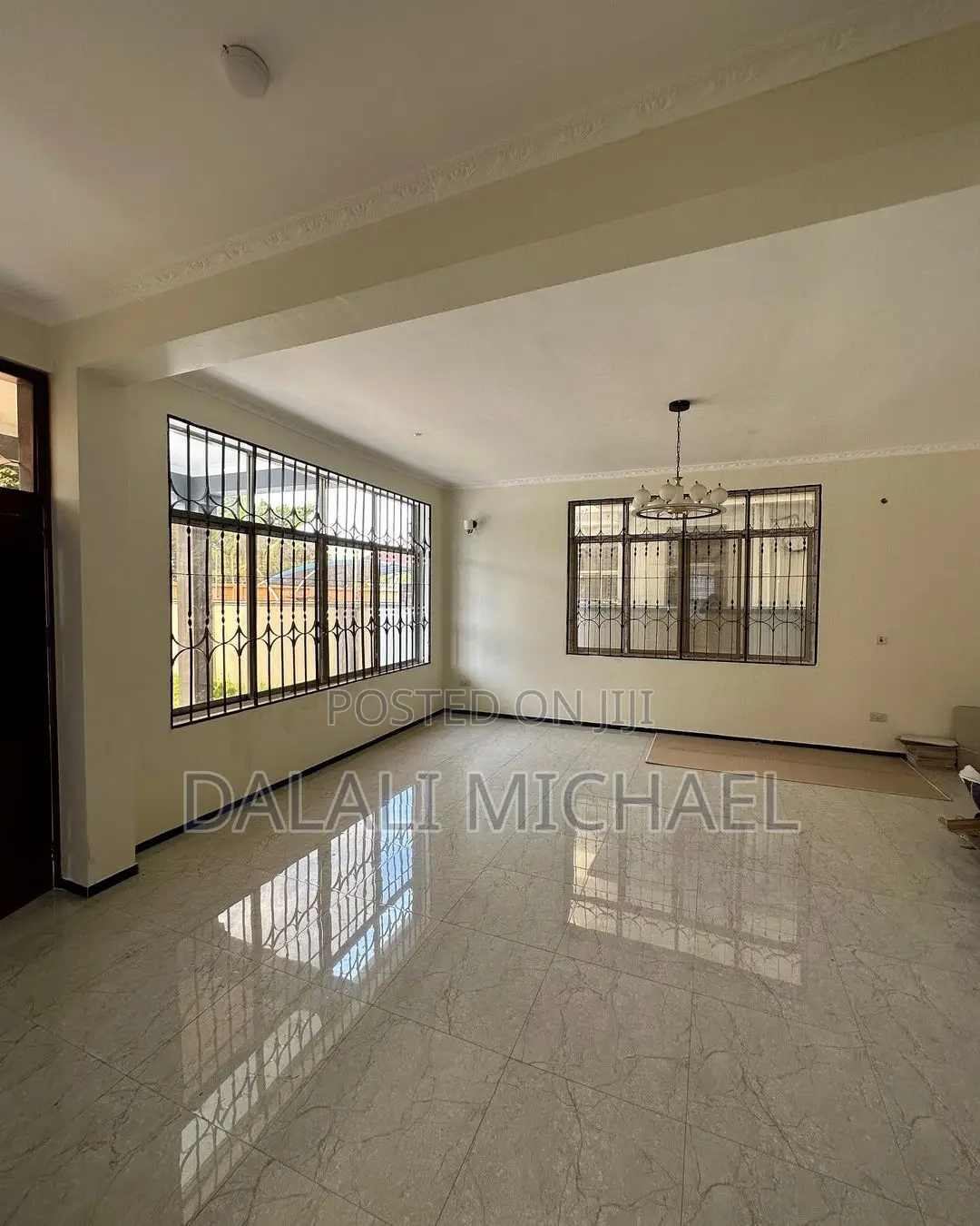 4bdrm House in Mbezibeach for sale