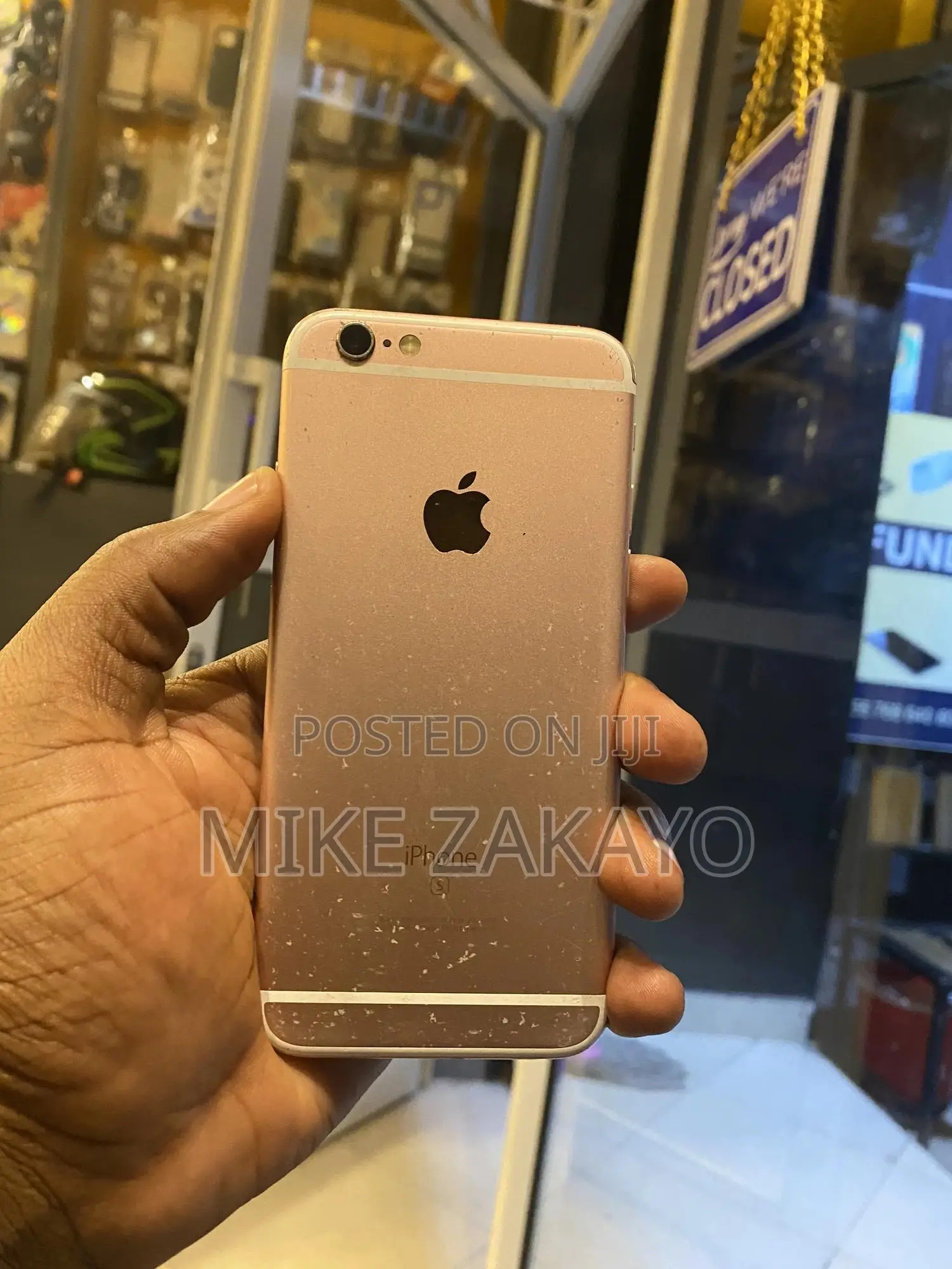 Apple iPhone 6s 64 GB Gold
