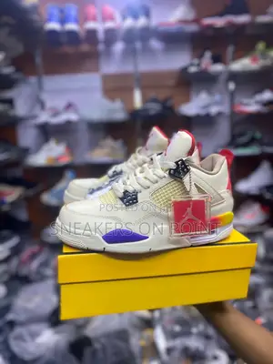 Air Jordan 4