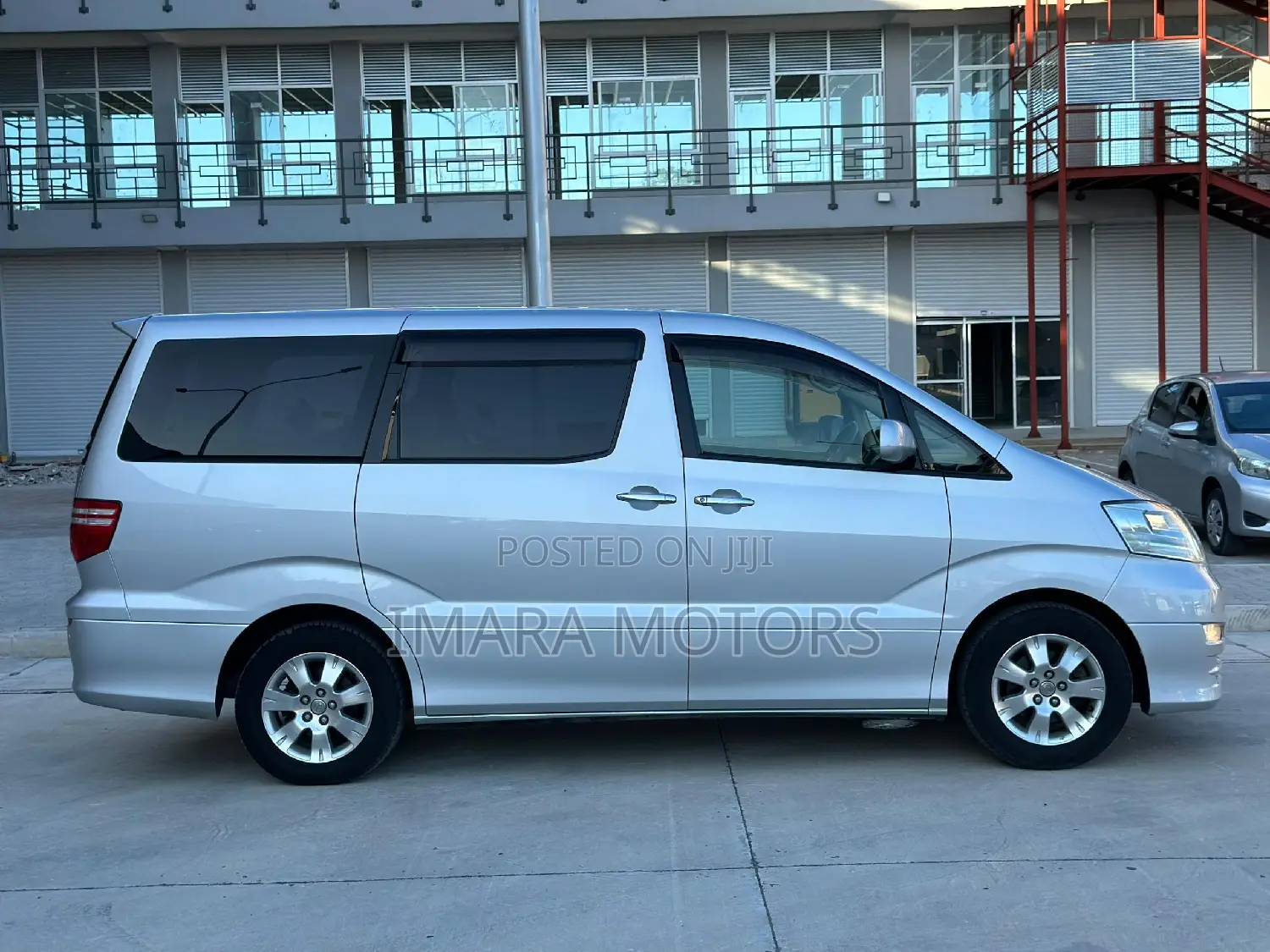 Toyota Alphard 2006 Silver