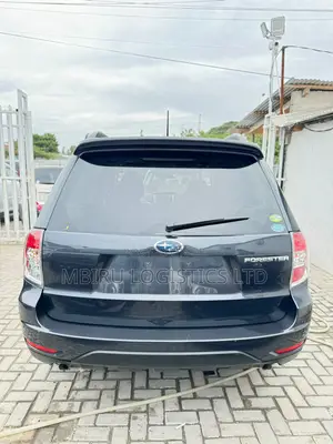 Subaru Forester 2010 Black