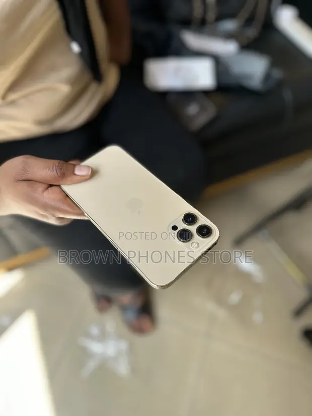 New Apple iPhone 12 Pro Max 128 GB Gold