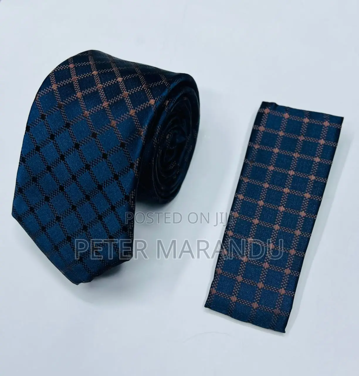 0fficial Tie
