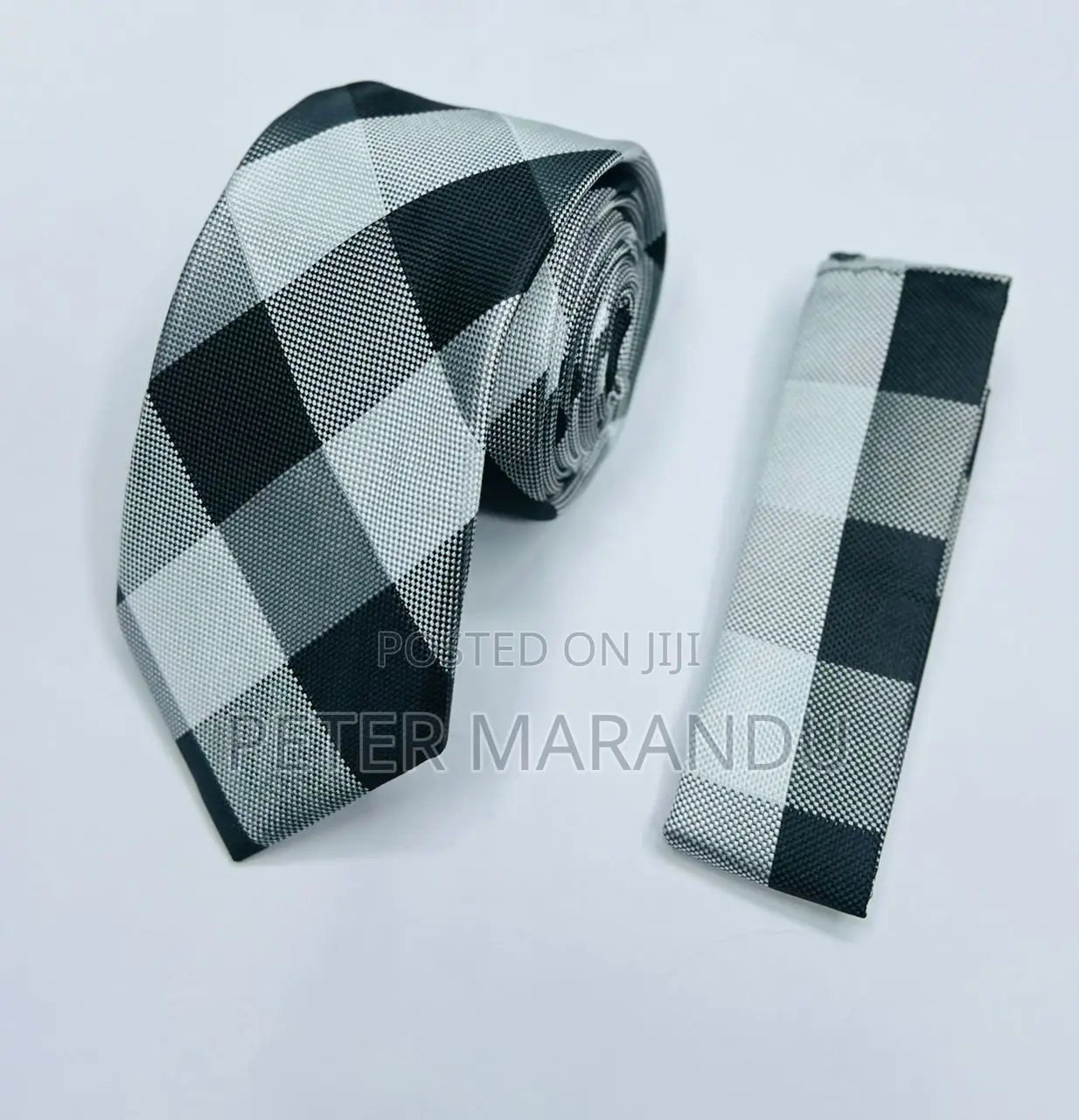 0fficial Tie