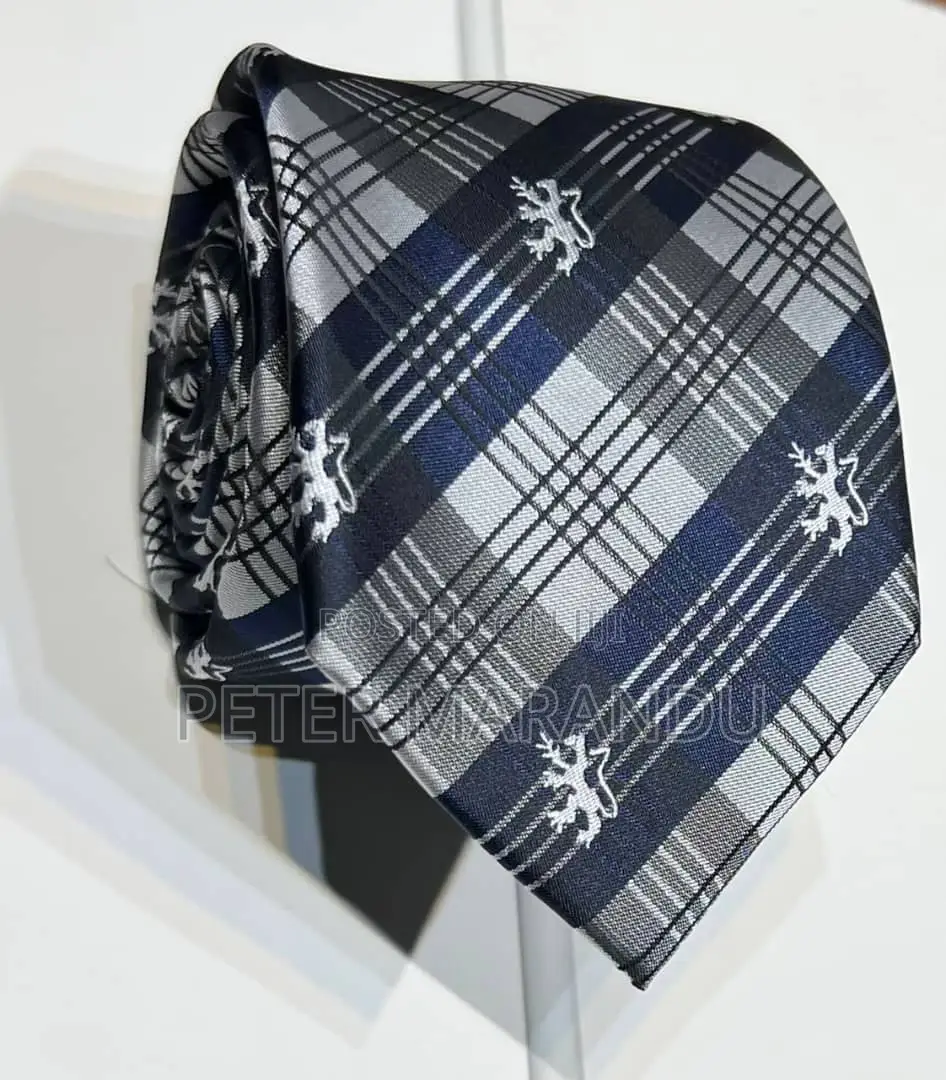 0fficial Tie