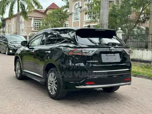 Toyota Harrier 2014 Matt Black