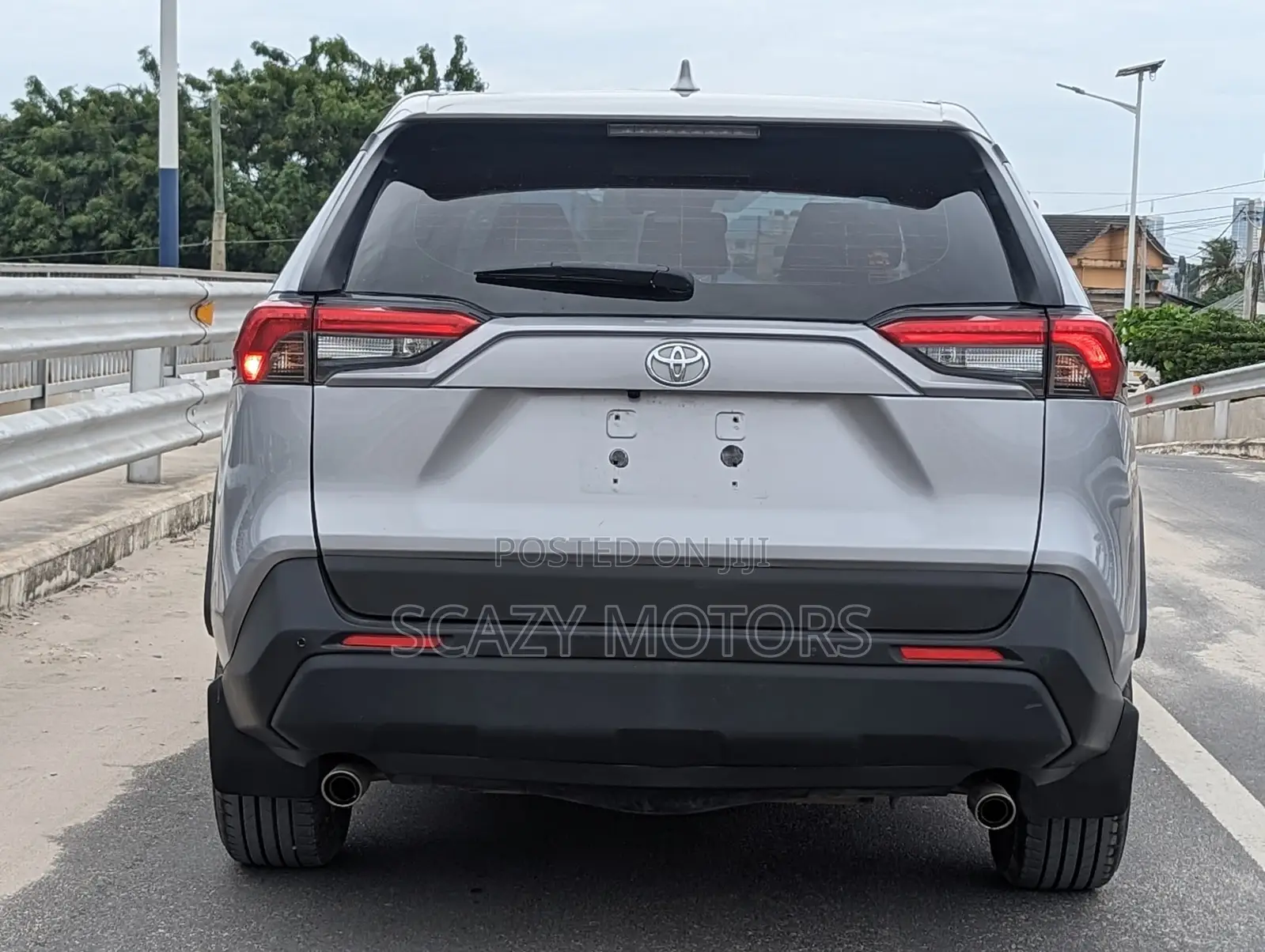 Toyota RAV4 2022 Gray