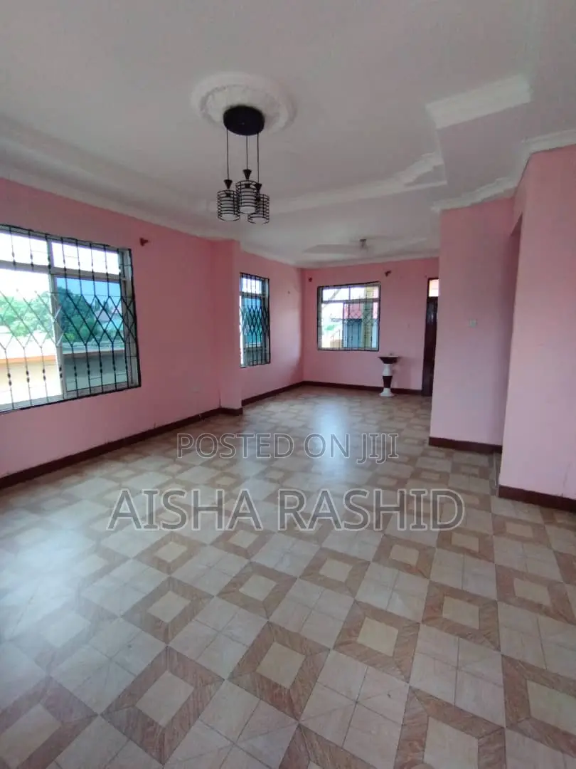 3bdrm House in Kinondoni for rent