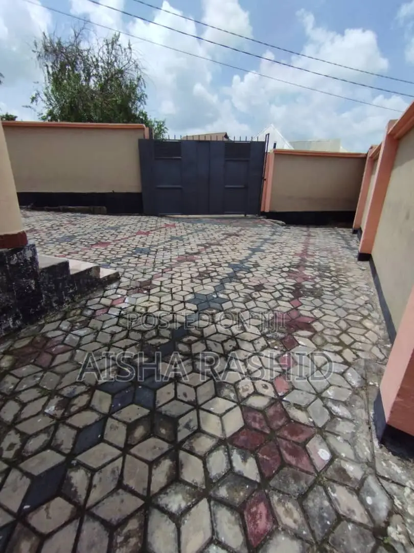3bdrm House in Kinondoni for rent