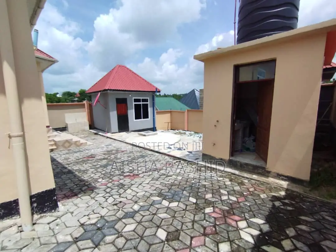3bdrm House in Kinondoni for rent