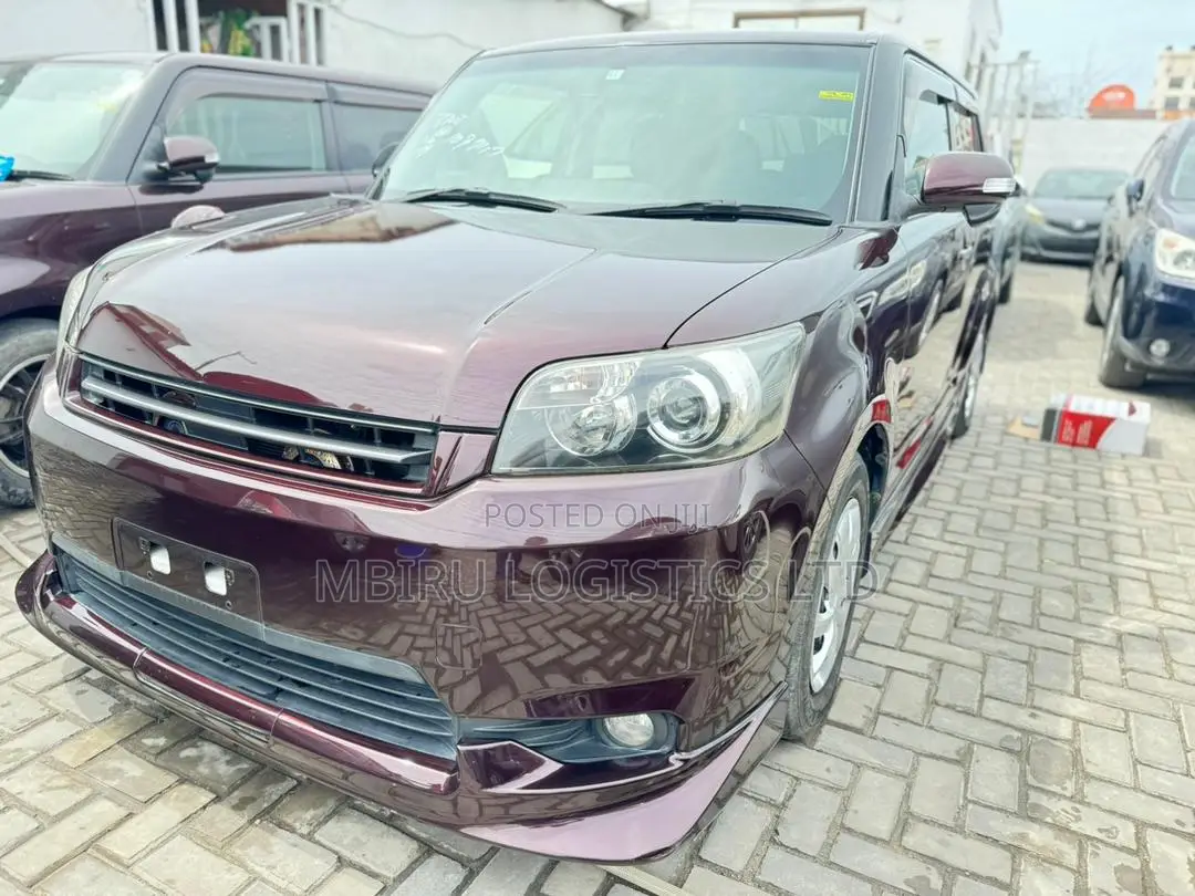 Toyota Corolla Rumion 2010