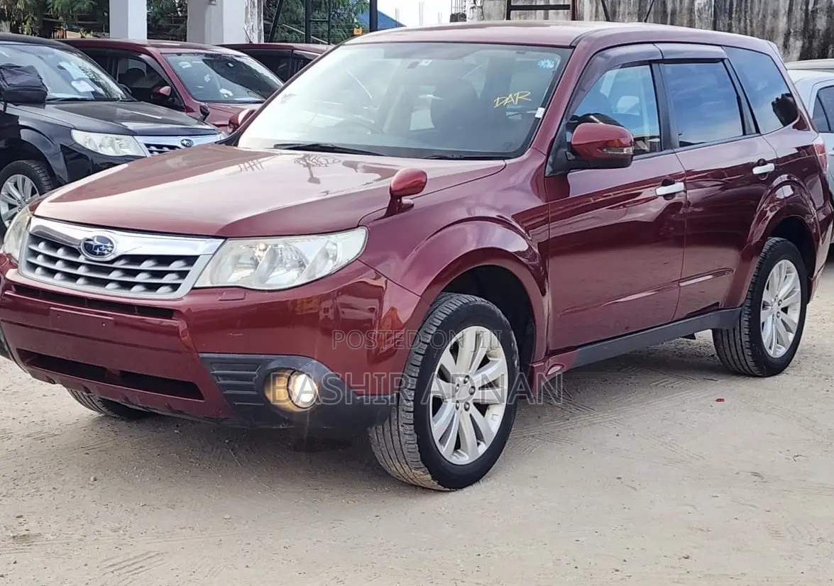 Subaru Forester 2011 Burgundy