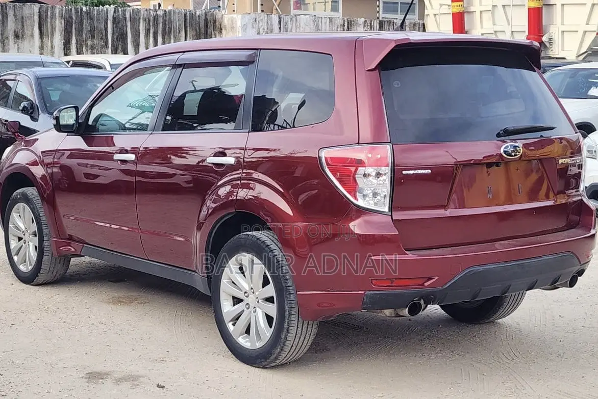Subaru Forester 2011 Burgundy