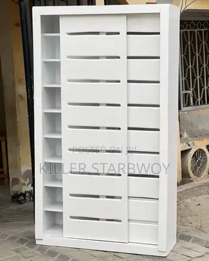 Show Rack Kali Sana