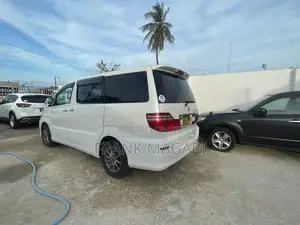 Toyota Alphard 2006 White