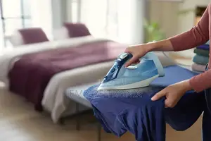 Philips DST5020/26 Steam Iron, 2400 W, Blue