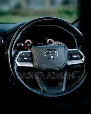 Toyota Land Cruiser 3.3 Diesel 4WD 2022 White
