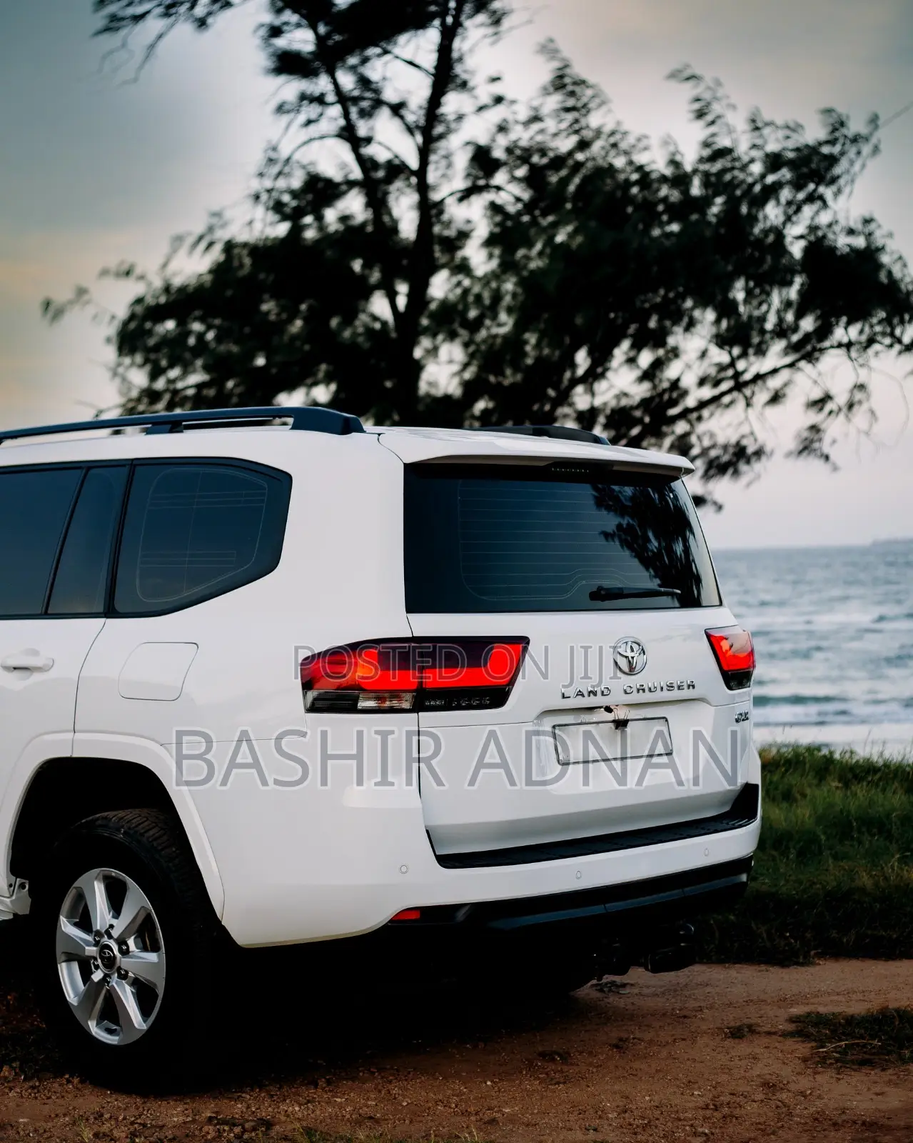 Toyota Land Cruiser 3.3 Diesel 4WD 2022 White