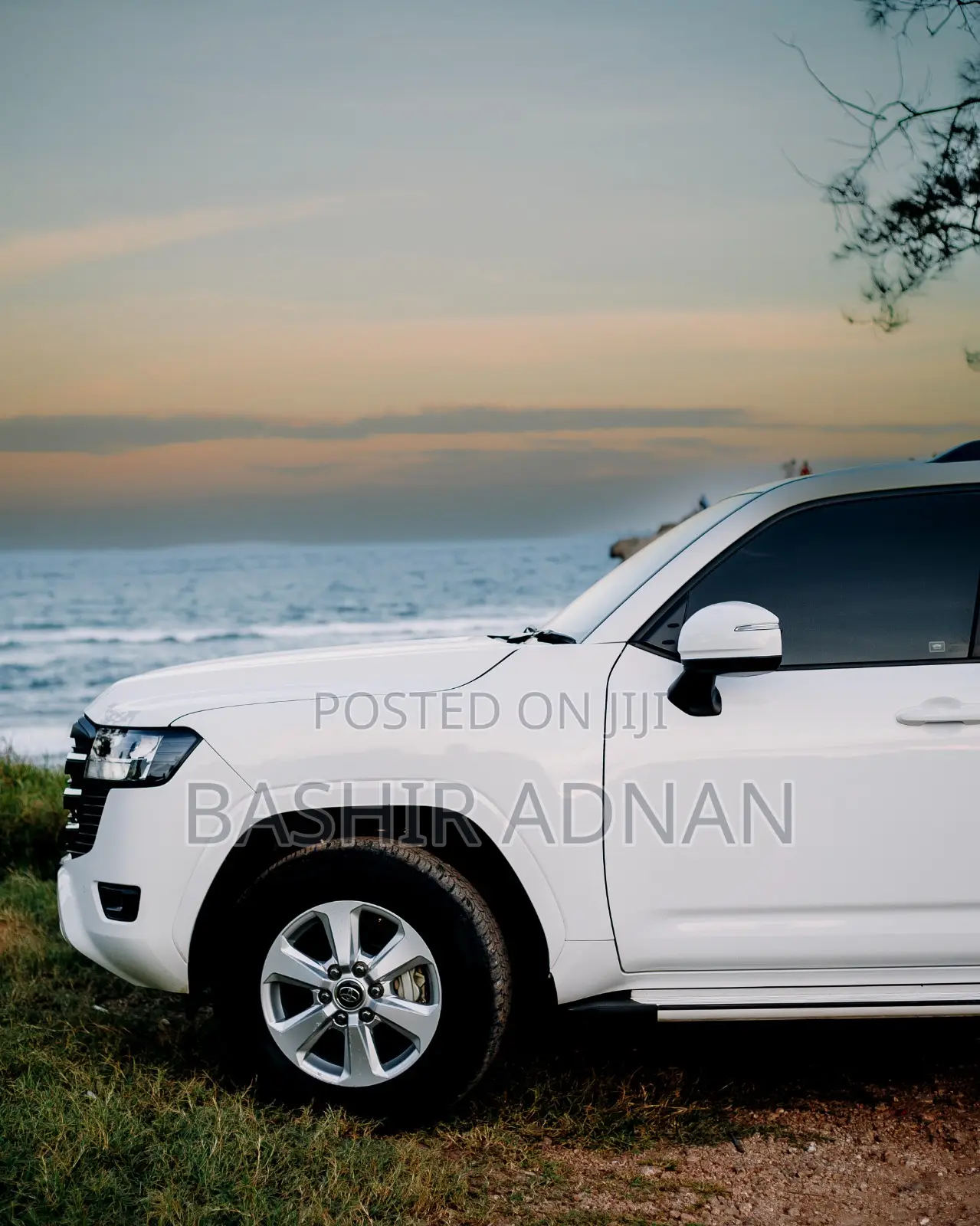 Toyota Land Cruiser 3.3 Diesel 4WD 2022 White