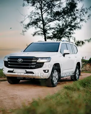 Toyota Land Cruiser 3.3 Diesel 4WD 2022 White