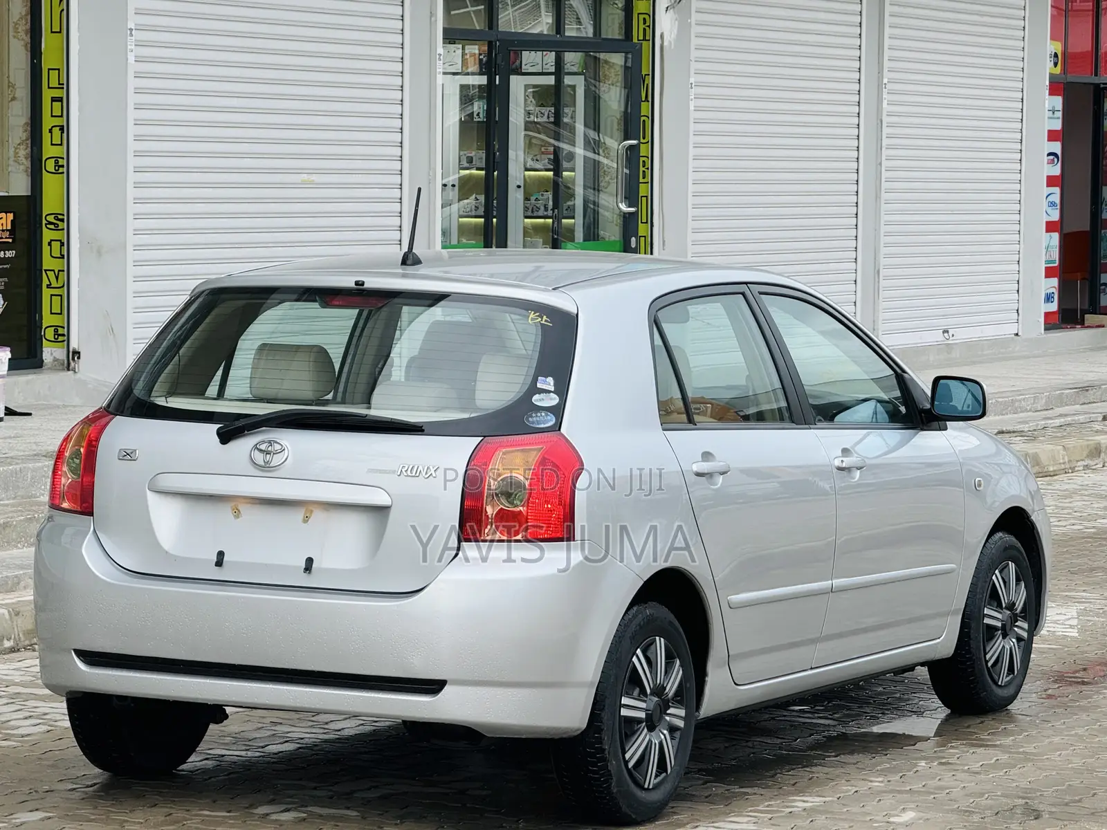 Toyota Corolla RunX 2004 Silver