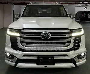 Toyota Land Cruiser 3.3 DT 2022 White