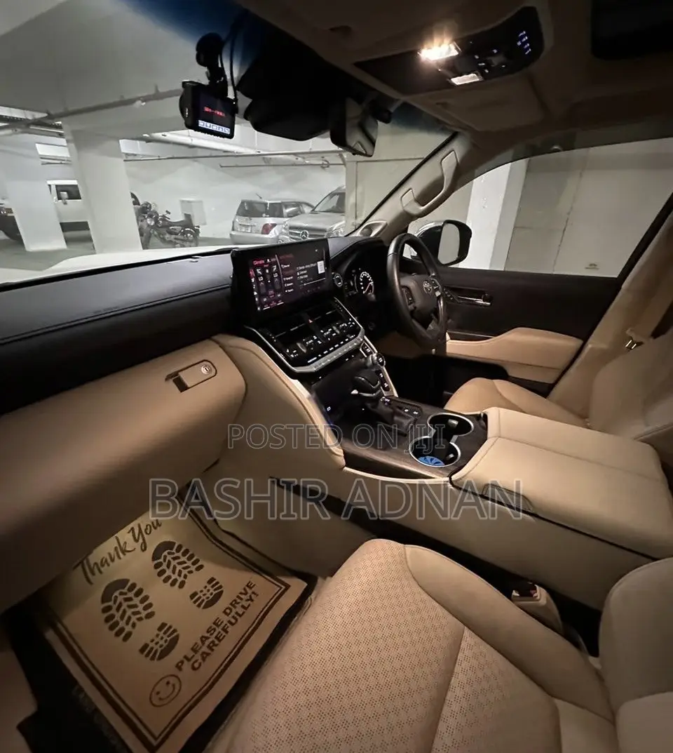 Toyota Land Cruiser 3.3 DT 2022 White