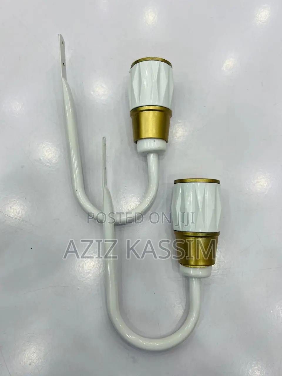 Curtain Hooks Alluminium Material.
